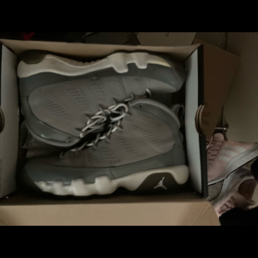 Jordan’s kid size 5